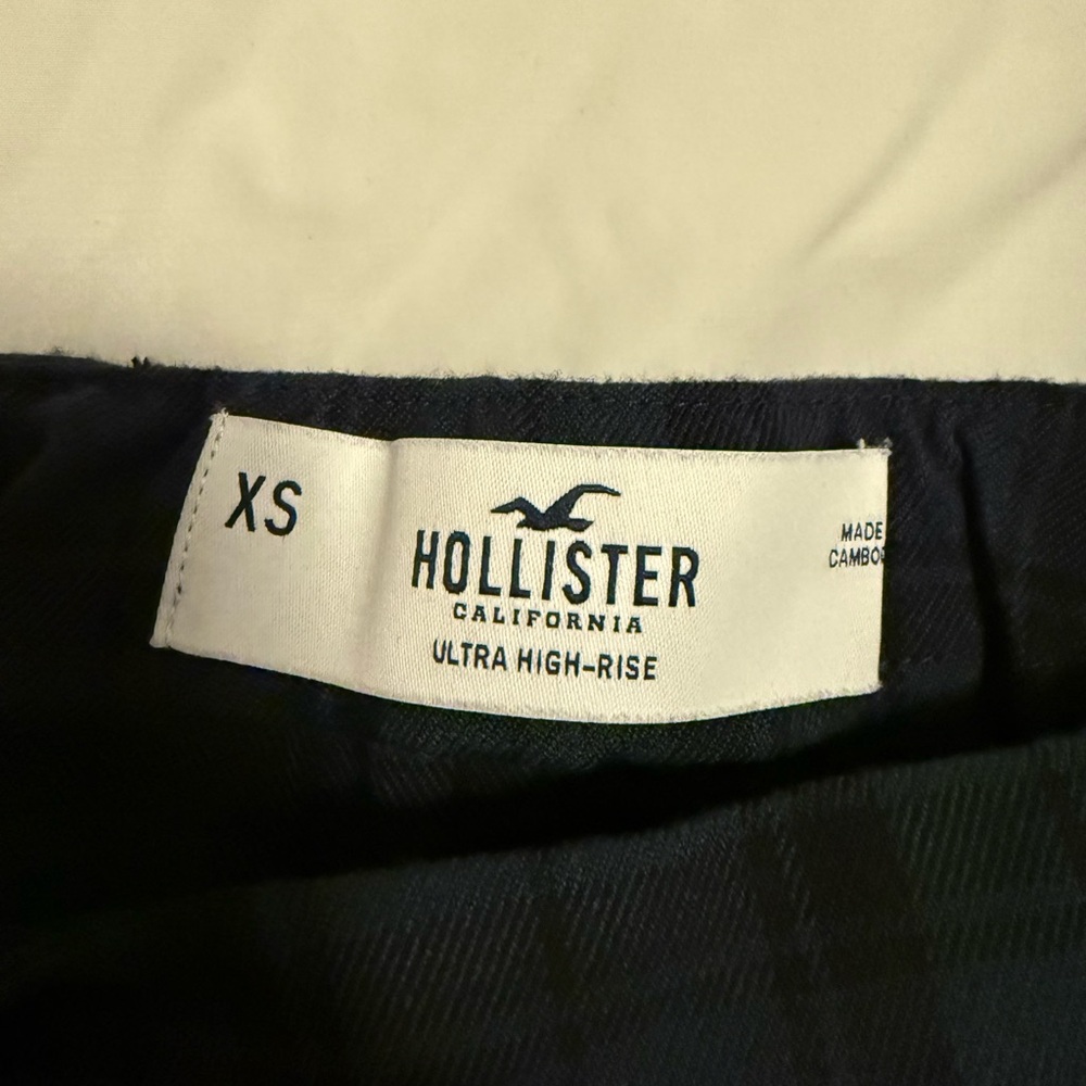Hollister plaid skirt